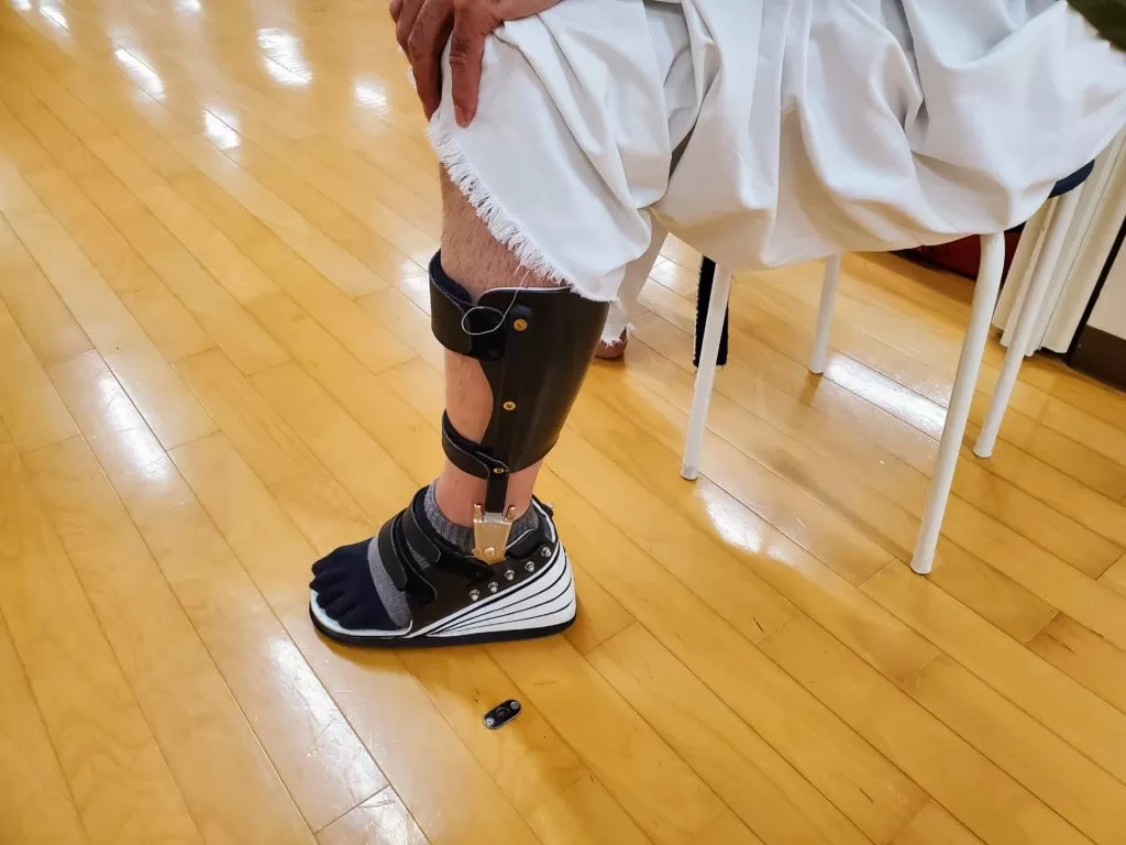 アキレス腱断裂　装具