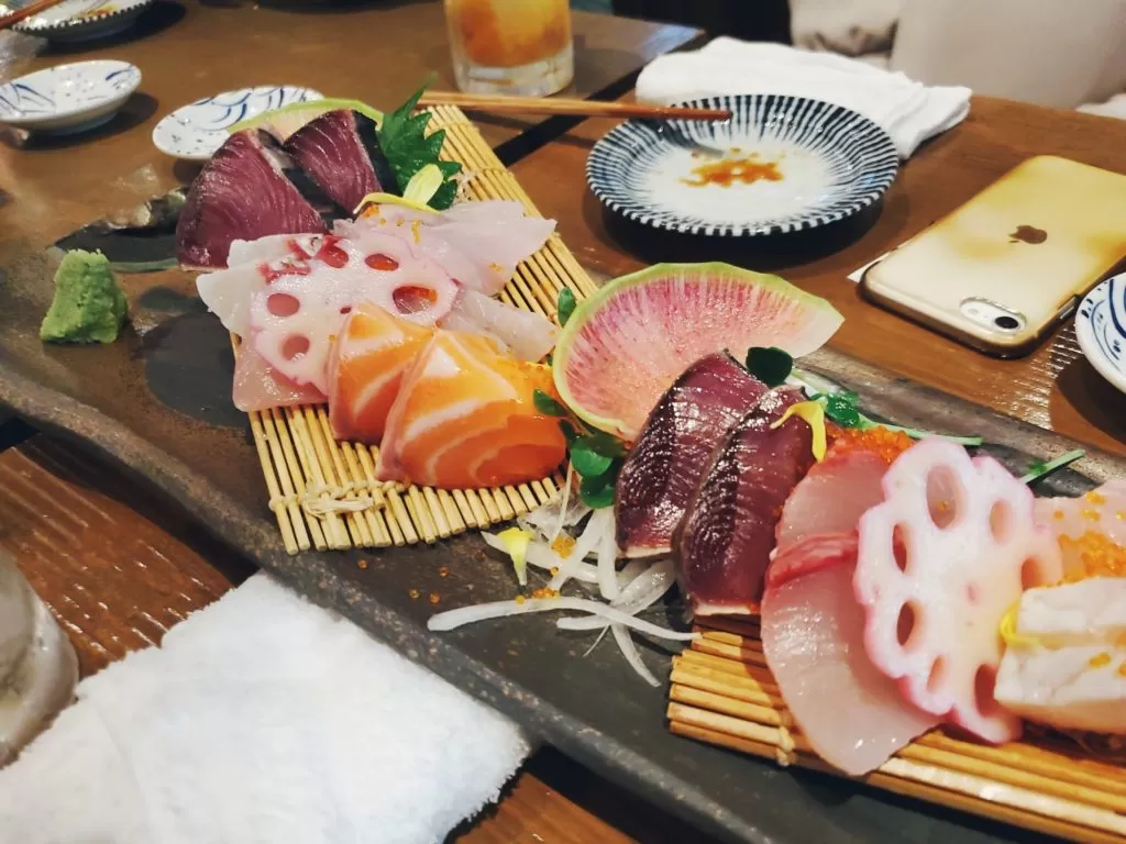 大阪グルメ「大阪産（もん）料理 空 なんばこめじるし店」 外観　メニュー　看板　新鮮