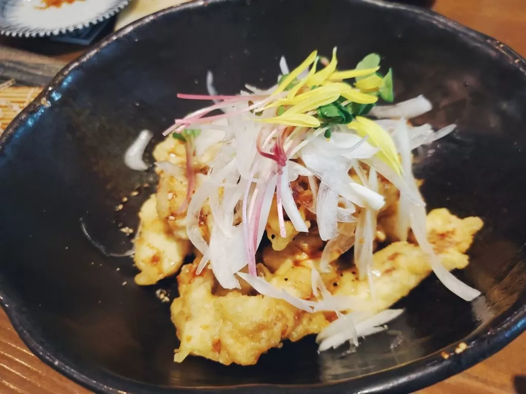 大阪グルメ「大阪産（もん）料理 空 なんばこめじるし店」 外観　メニュー　看板　新鮮