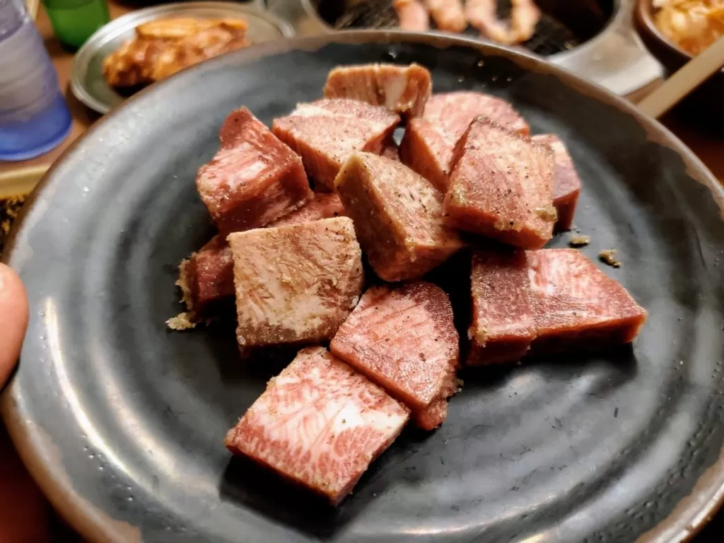焼肉たいこ　総社　外観　メニュー　焼肉　内装　店内　様子