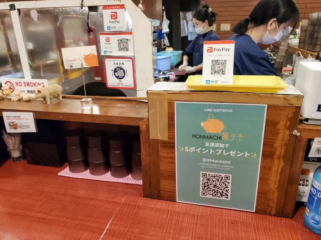 「HONMACHI 豚テキ 本店」 メニュー 内装 料理 キャベツ ご飯 味
