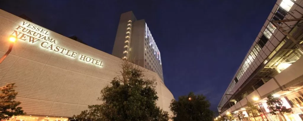 打ち上げの舞台はこちら「福山ニューキャッスルホテル」カフェ&ビュッフェレストランクレール