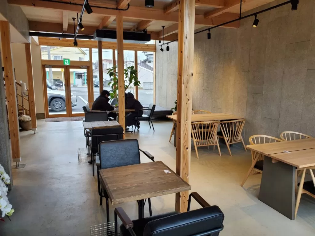 「roastery cafe 縮図」　店内　メニュー　様子　コーヒー　内装　外観