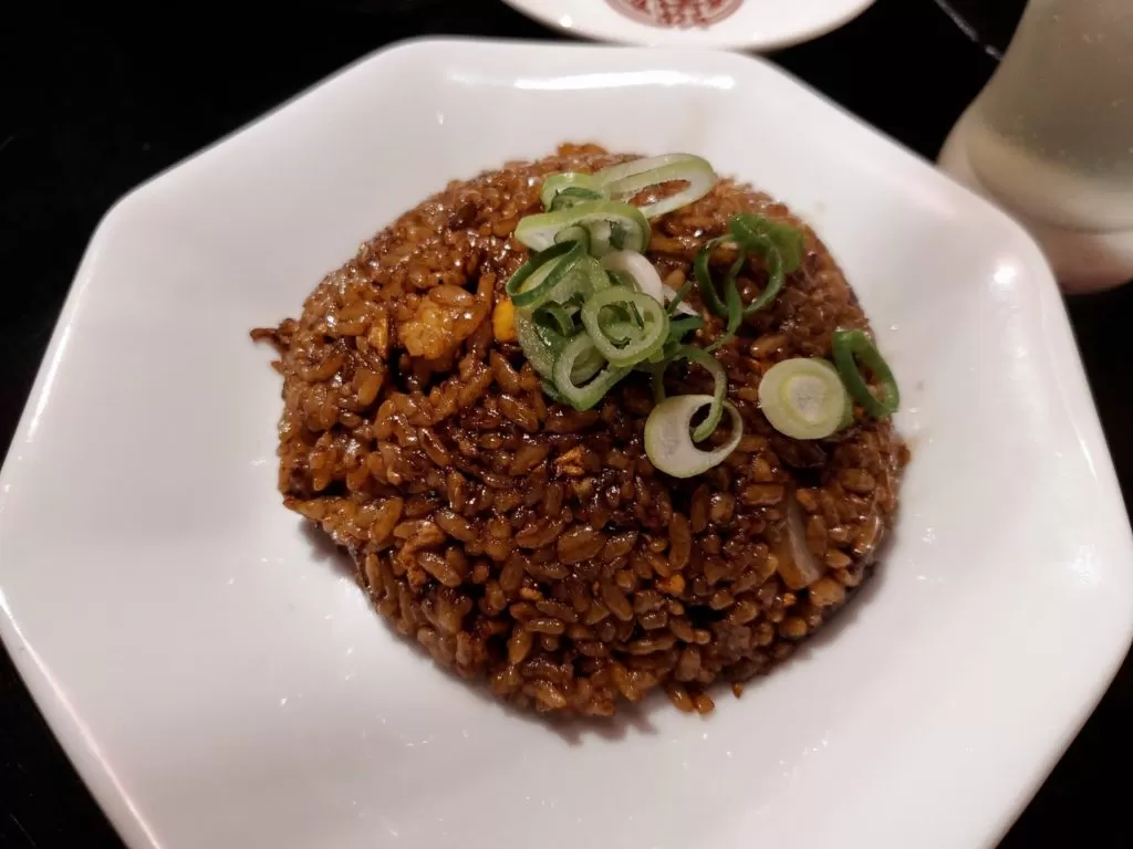 福山グルメ 辛麺酒飯「虎to猿」看板 メニュー 料理