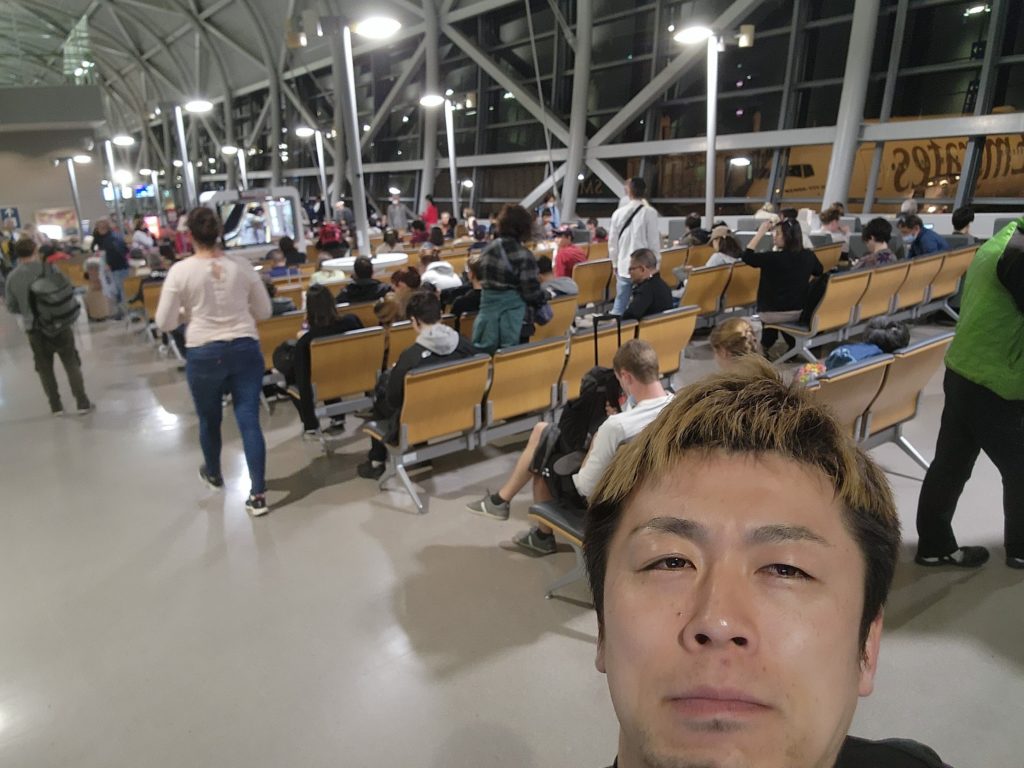 関西国際空港　搭乗