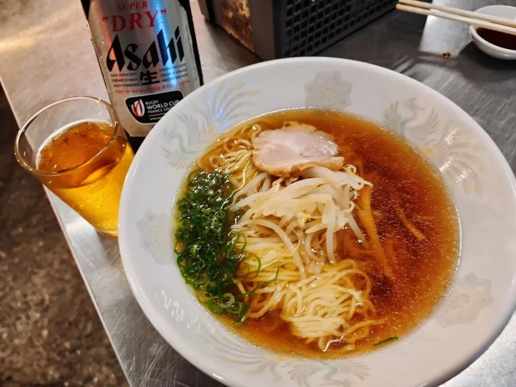 安兵衛 外観 食事 餃子