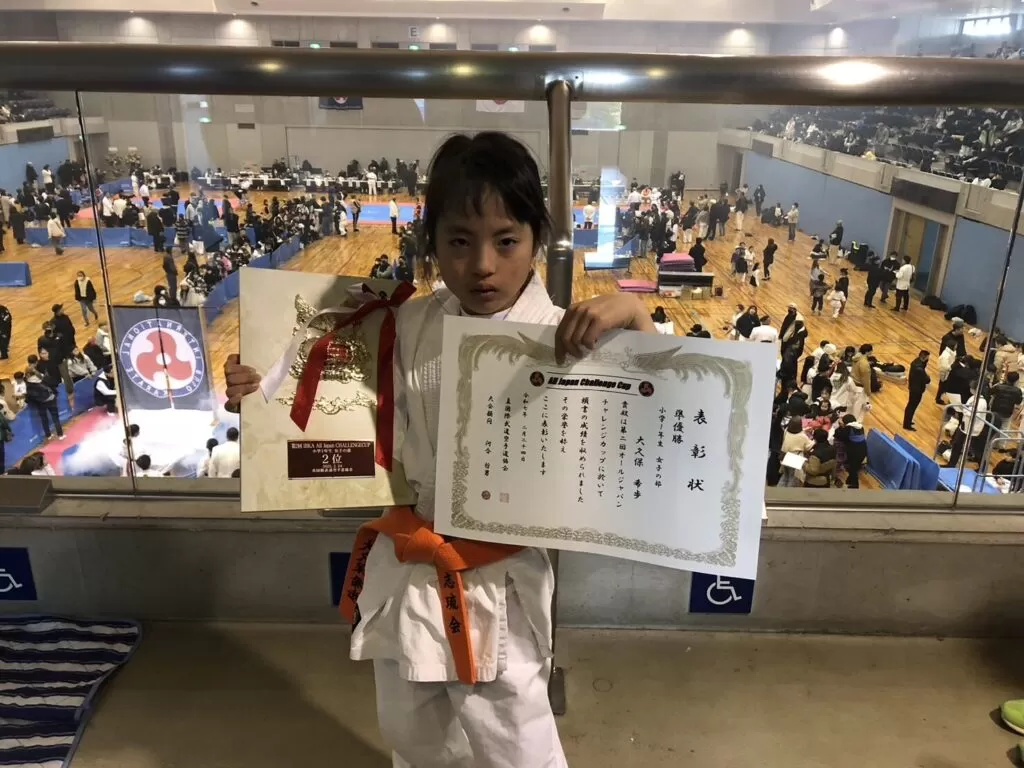 小学1年女子準優勝 大久保希歩